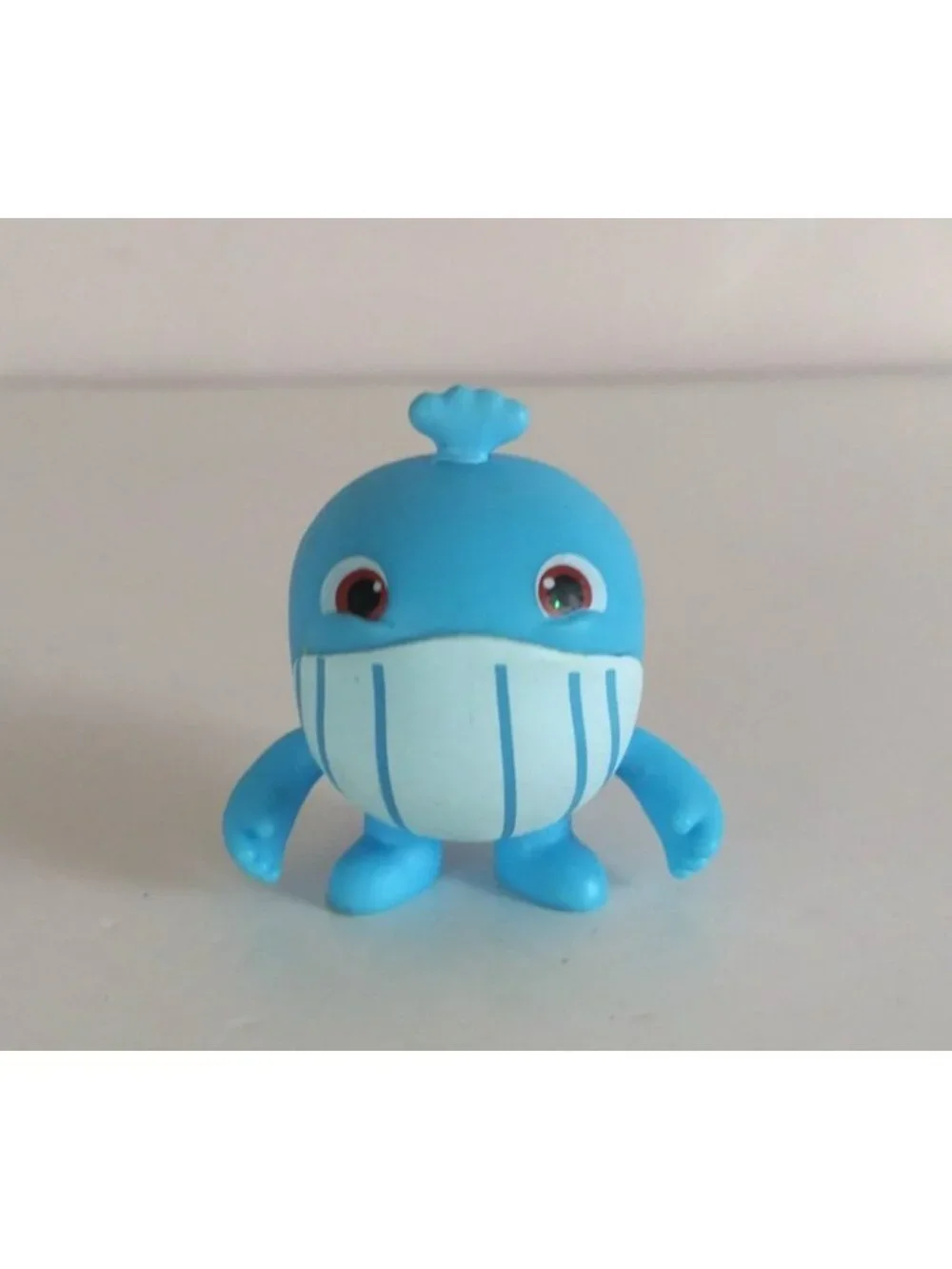 Toikido Pinata Smashlings Rainbow Pods Series 1 Bloopy Rare Collectible Mini Fig